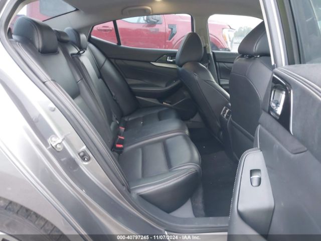 1N4AA6AP5HC413418 Nissan Maxima 3.5 Sv