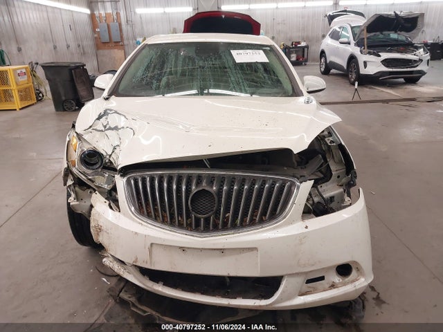 1G4PP5SK0E4169243 Buick Verano