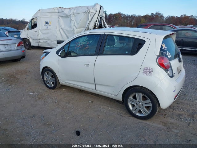Chevrolet Spark 1lt Cvt 2015 KL8CD6S96FC736778 Image 3