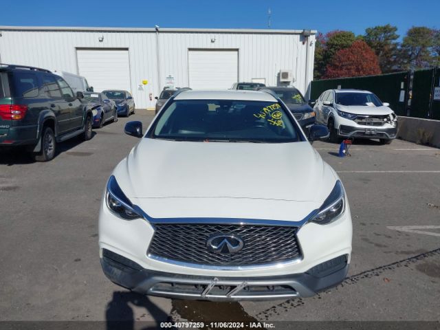 SJKCH5CR1JA047964 Infiniti Qx30 Luxury