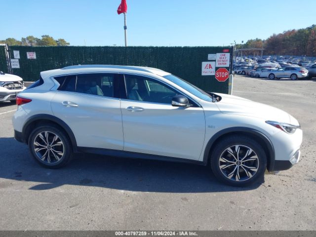 SJKCH5CR1JA047964 Infiniti Qx30 Luxury