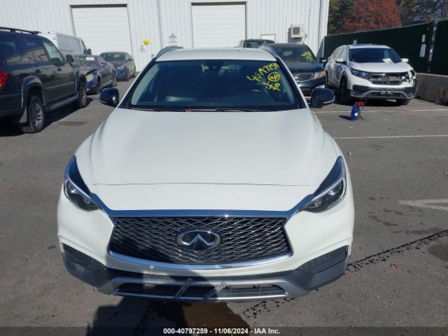 SJKCH5CR1JA047964 Infiniti Qx30 Luxury