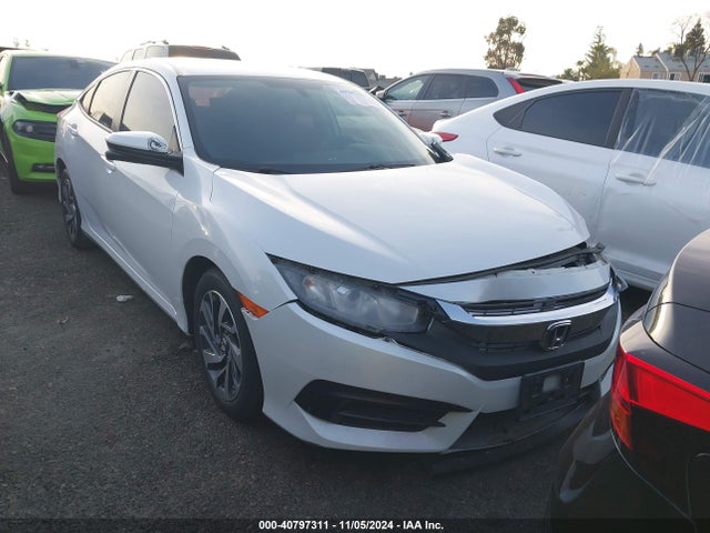 Honda CIVIC EX 2018 2HGFC2F71JH532146 Image 1