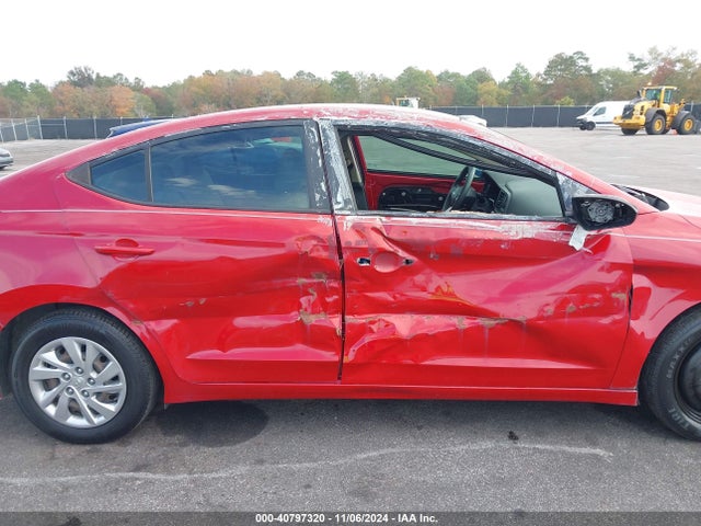 Hyundai ELANTRA SE 2019 KMHD74LF2KU778800 Image 6