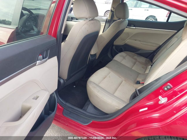 Hyundai ELANTRA SE 2019 KMHD74LF2KU778800 Image 8