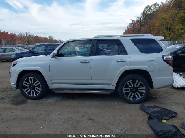 Toyota 4runner Limited 2020 JTEBU5JR9L5809894 Image 15