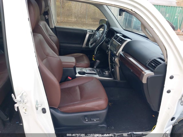 Toyota 4runner Limited 2020 JTEBU5JR9L5809894 Image 5
