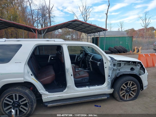 Toyota 4runner Limited 2020 JTEBU5JR9L5809894 Image 6