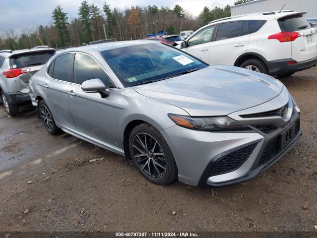 4T1G11BK9NU066915 Toyota Camry Se Awd