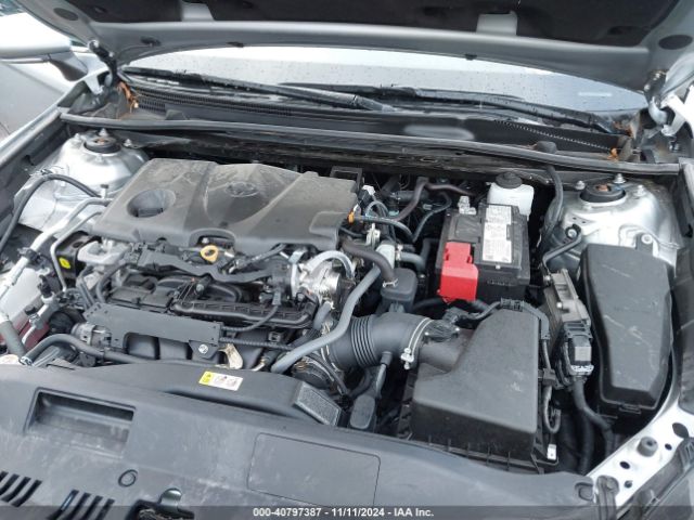 4T1G11BK9NU066915 Toyota Camry Se Awd