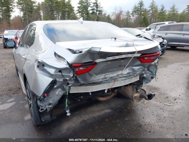 4T1G11BK9NU066915 Toyota Camry Se Awd