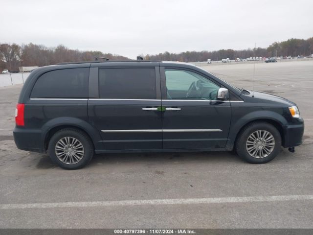 2C4RC1CG3FR540017 Chrysler Town & Country Touring-l