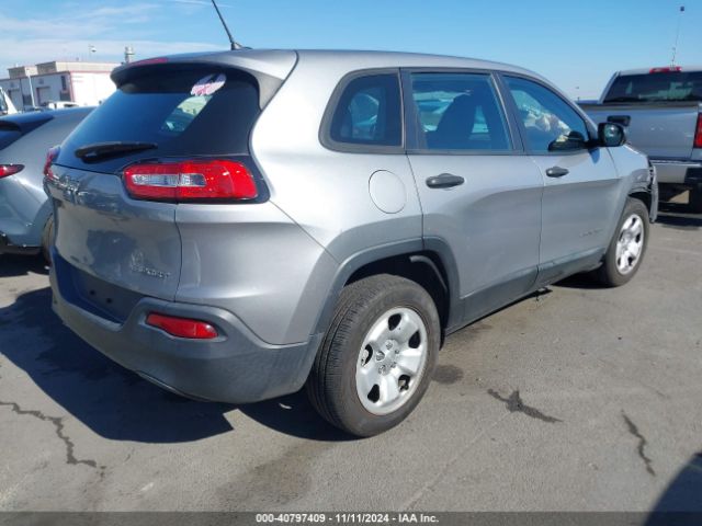 1C4PJLAB6FW660840 Jeep Cherokee Sport