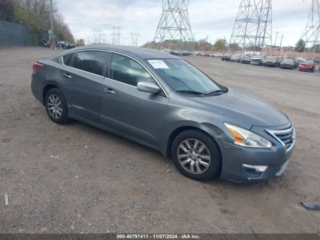 Nissan Altima 2.5 S 2015 1N4AL3AP9FN880349 Image 1