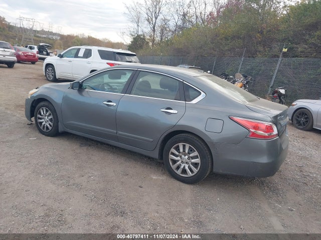 Nissan Altima 2.5 S 2015 1N4AL3AP9FN880349 Image 3