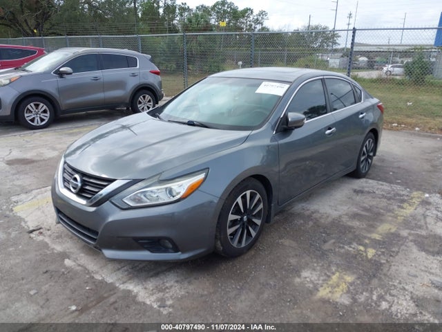 Nissan Altima 2.5 Sv 2018 1N4AL3AP1JC145059 Image 2