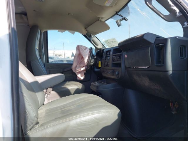 1GCWGBFP9P1114217 Chevrolet Express Cargo Rwd 2500 Extended Wheelbase Wt