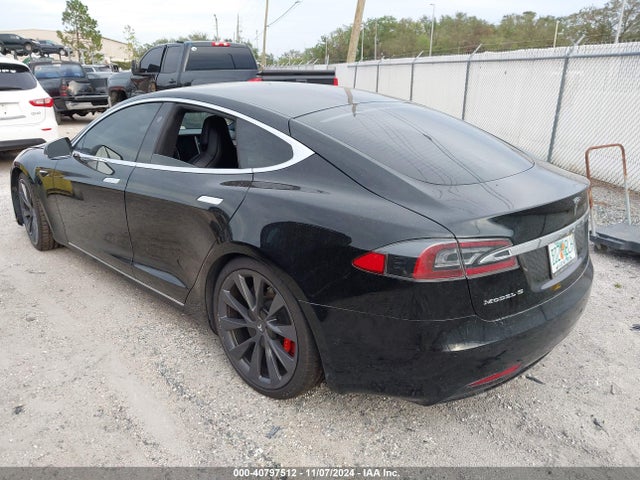 2018 TESLA MODEL S 5YJSA1E43JF270317 Photo 2