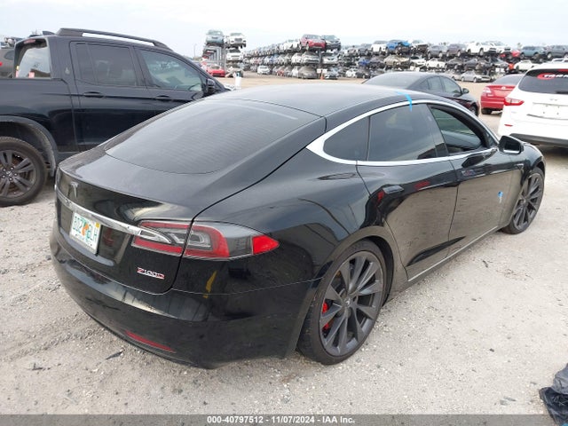 2018 TESLA MODEL S 5YJSA1E43JF270317 Photo 3