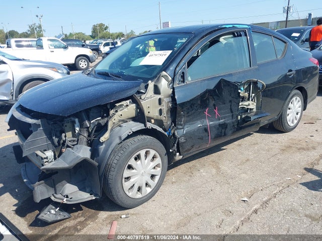 Nissan Versa 1.6 S+ 2017 3N1CN7AP5HL822927 Image 2