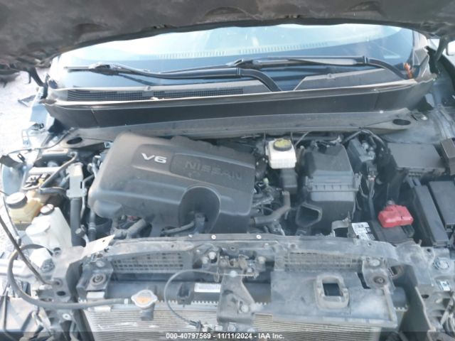 5N1DR2MM5HC650819 Nissan Pathfinder Platinum