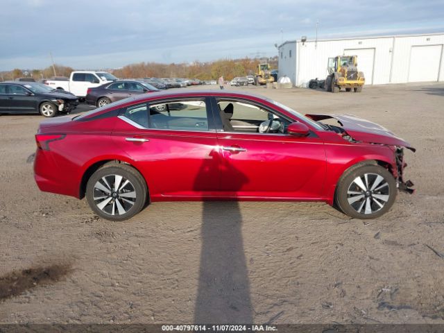 1N4BL4DW6KC138252 Nissan Altima 2.5 Sv