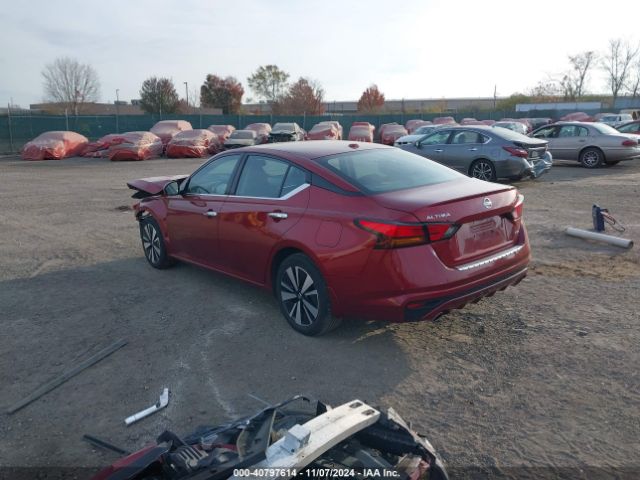 1N4BL4DW6KC138252 Nissan Altima 2.5 Sv