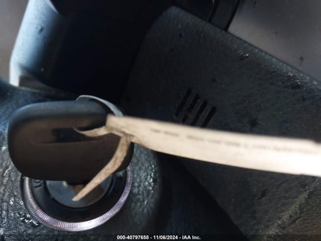 Toyota Tacoma Sr 2017 5TFRX5GN0HX087984 Image 10