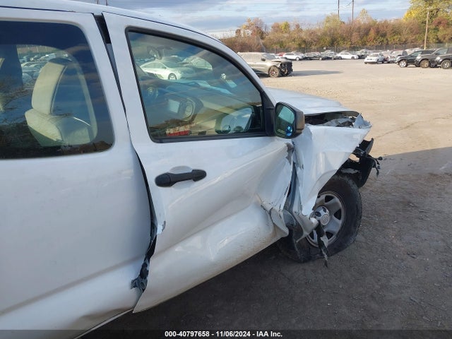 Toyota Tacoma Sr 2017 5TFRX5GN0HX087984 Image 16