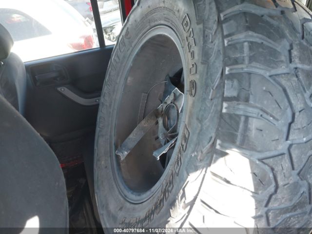 1C4BJWDG8GL259165 Jeep Wrangler Unlimited Sport