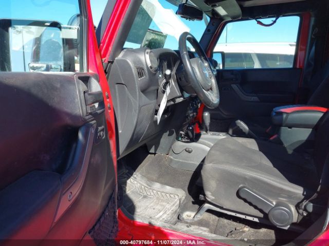 1C4BJWDG8GL259165 Jeep Wrangler Unlimited Sport
