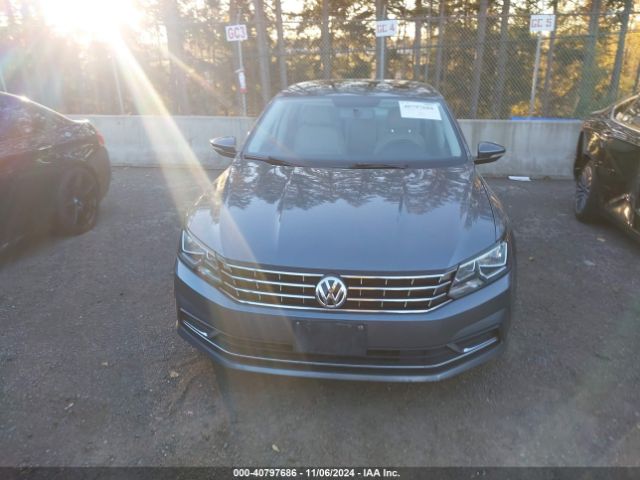 1VWBT7A33GC031217 Volkswagen Passat 1.8t Se
