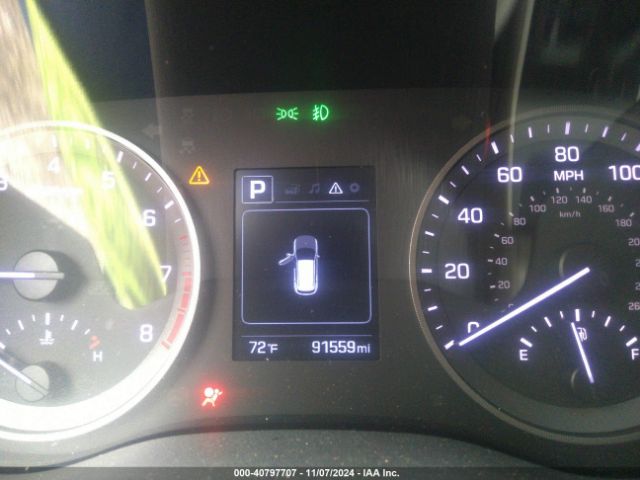KM8J33A49HU594067 Hyundai TUCSON SE