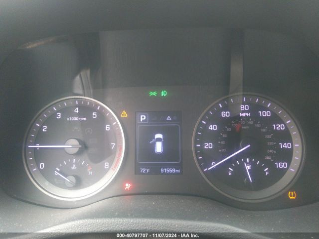 KM8J33A49HU594067 Hyundai TUCSON SE