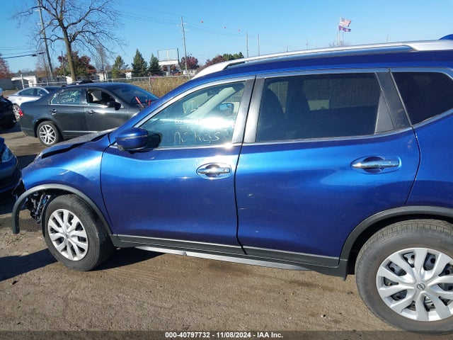 Nissan ROGUE S 2017 KNMAT2MV3HP519351 Image 13