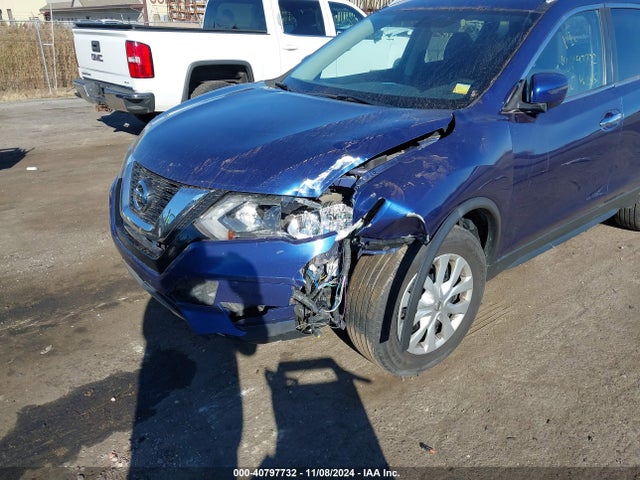 Nissan ROGUE S 2017 KNMAT2MV3HP519351 Image 2