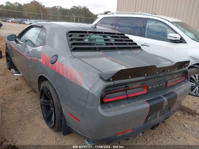 2C3CDZDJ0JH310045 Dodge Challenger Srt 392