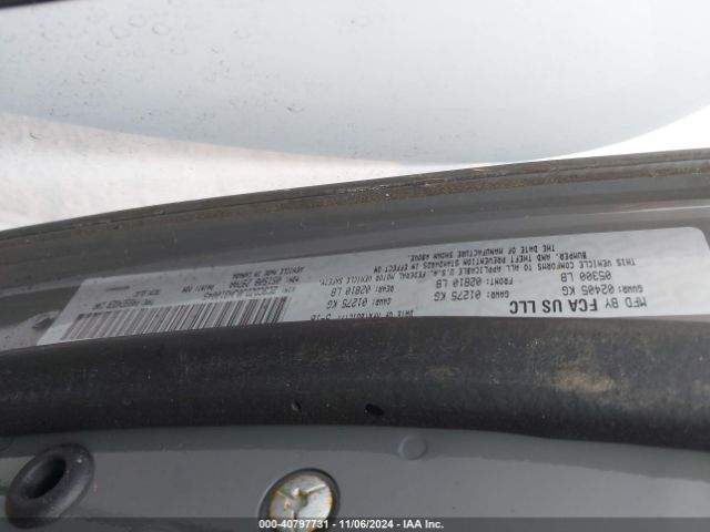 2C3CDZDJ0JH310045 Dodge Challenger Srt 392