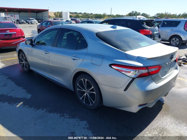 Toyota CAMRY SE 2020 4T1M11AK2LU399684 Image 3