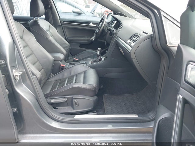 WVWWA7AU7KW134585 Volkswagen Golf R 2.0t W/dcc   Navigation