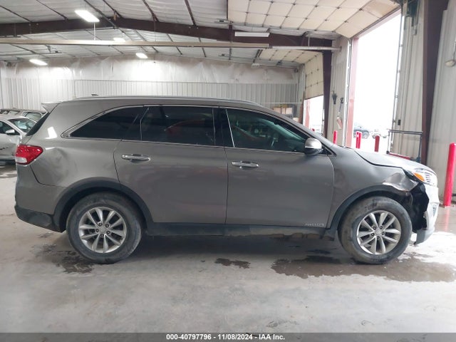 KIA Sorento Lx V6 2017 5XYPGDA57HG302497 Image 13