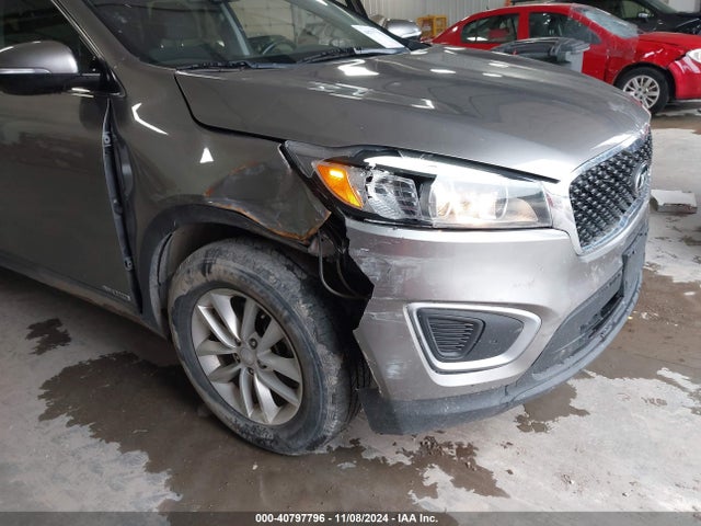 KIA Sorento Lx V6 2017 5XYPGDA57HG302497 Image 6