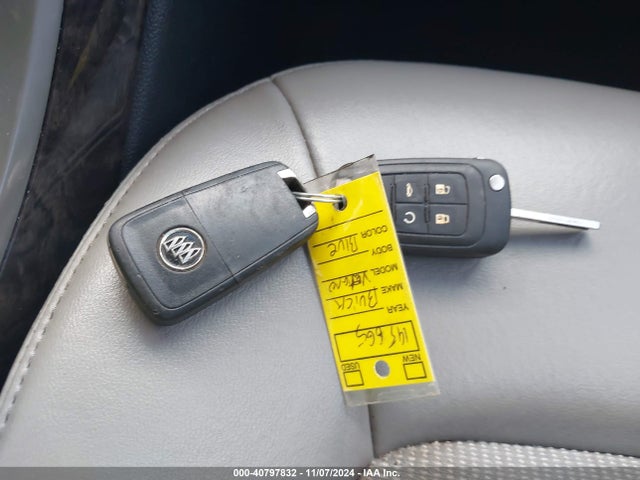 1G4PP5SK0F4195665 Buick Verano