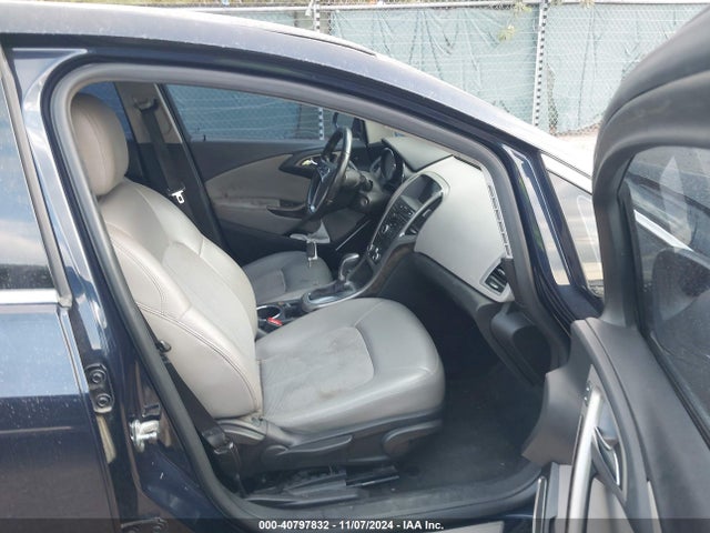 1G4PP5SK0F4195665 Buick Verano