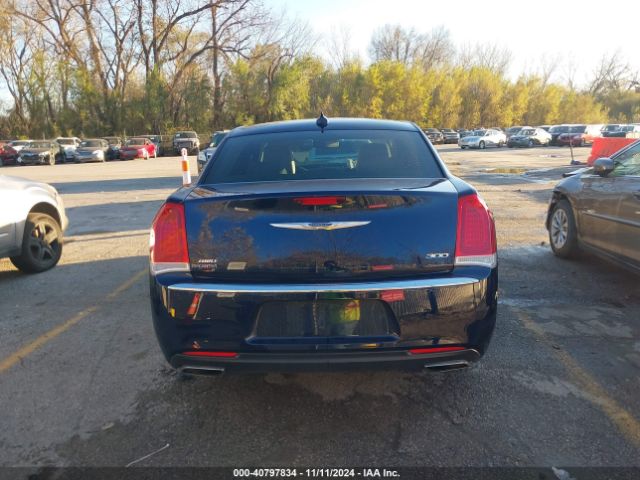 2C3CCARG6FH808467 Chrysler 300 Limited