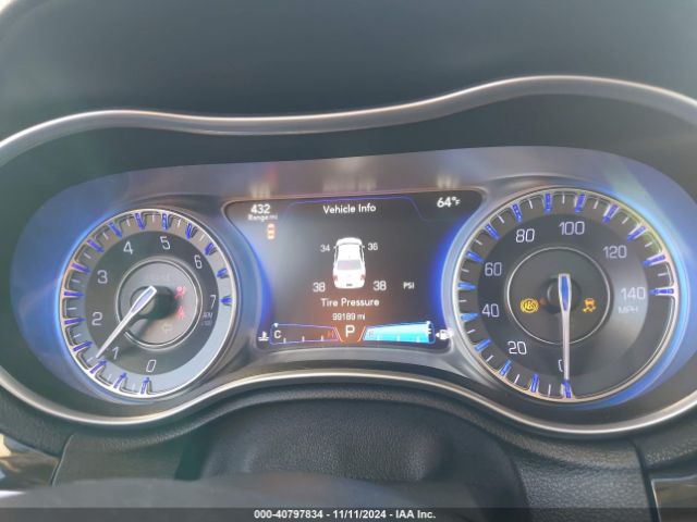 2C3CCARG6FH808467 Chrysler 300 Limited