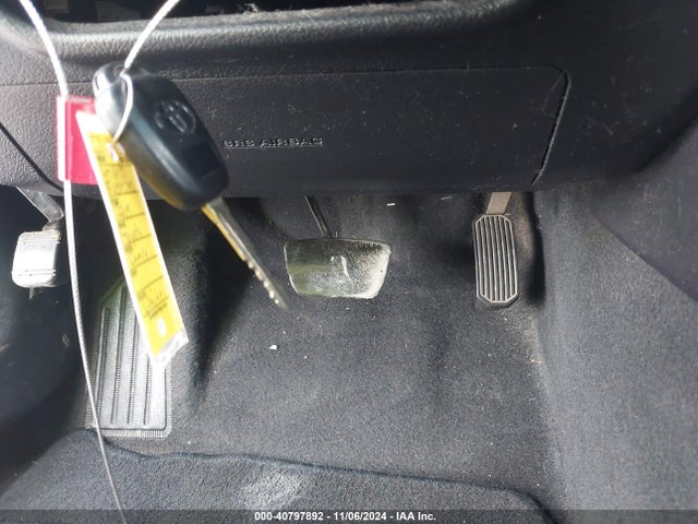 4T1BF1FK3FU889783 Toyota CAMRY SE