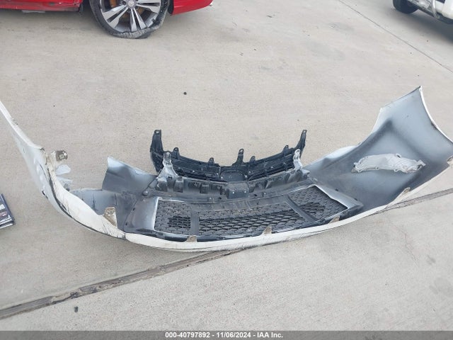 4T1BF1FK3FU889783 Toyota CAMRY SE