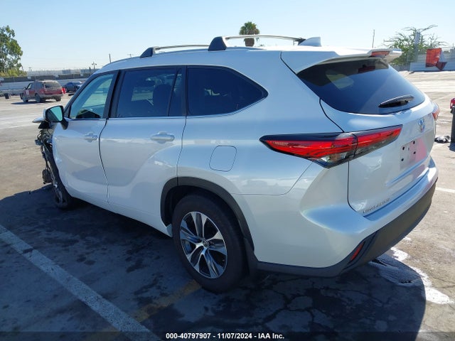 5TDKDRAH3PS520271 Toyota Highlander Xle