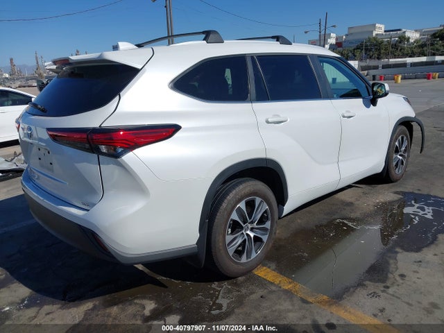 5TDKDRAH3PS520271 Toyota Highlander Xle